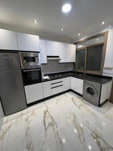 1 apartment de luxe hay almatar