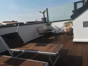 PENTHOUSE Griemann 2 für max 4 Personen mit eigener großer Dachterrasse zum Relaxen! - 伊尔米茨
