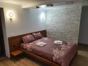 Rooms Poienita - Dofteana