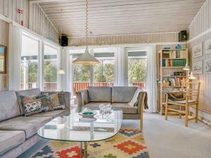 Holiday Home Hrefna - 350m from the sea by Interhome