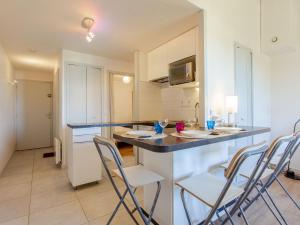 Apartment Les Bourdaines by Interhome