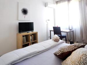 "Vacanze Romane" Stazione Tiburtina, Appartamento tre camere da letto 5 posti letto