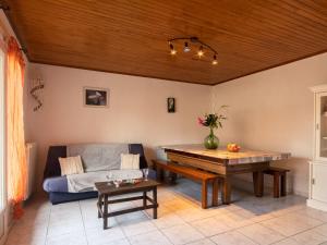 Maisons de vacances Holiday Home La Gare by Interhome : photos des chambres