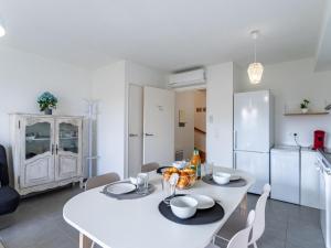 Maisons de vacances Holiday Home Domaine des fees by Interhome : photos des chambres