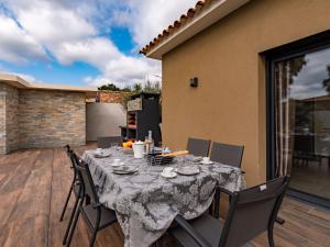 Maisons de vacances Holiday Home Villa les lieges by Interhome : photos des chambres