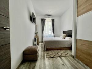 Plaza de Toros by United Renters