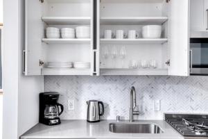 First Hill Studio w Gym Coworking SEA-458