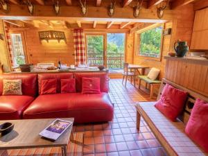 Chalet chaleureux skis aux pieds avec cheminée et Wi-Fi - FR-1-688-1