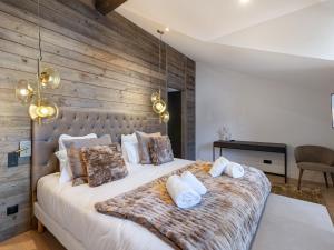 Chalet de charme à Courchevel avec sauna et parking - FR-1-562-59