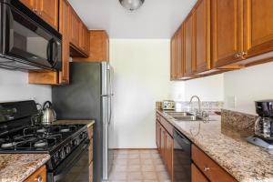 Marina Del Rey 1BR nr Marina shops dining LAX-446