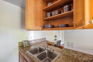 Marina Del Rey 1BR nr Marina shops dining LAX-446