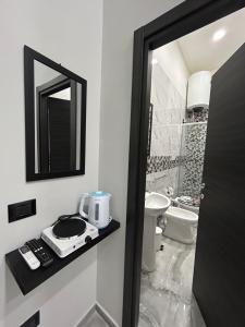 FORIA HOUSE VALENTiNO