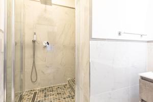 Trastevere Silver King Jacuzzi Suite