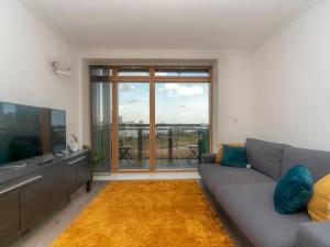 Pass the Keys Riverside Amazing Flat In London Close To The O2