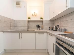 Pass the Keys Riverside Amazing Flat In London Close To The O2