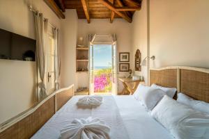 Kefalonia Stylish house with balcony and sea view