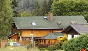 Ferienhaus-Hotel "Zur Grünen Oase" - Rosenberg
