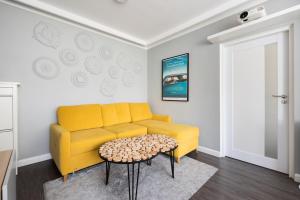 Wola Canary De Luxe Apartment