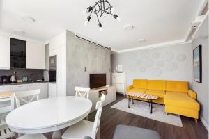 Wola Canary De Luxe Apartment