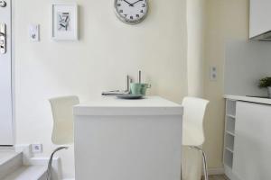 Budget Apartment by Hi5- Mini Studio