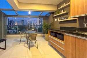 Apto incrivel a 50m do metro Butanta em Sao Paulo