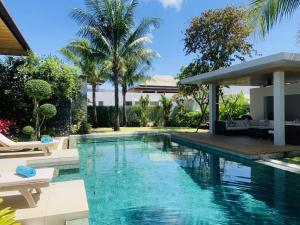 Villa Jasmine - luxury private villa Bangtao Beach