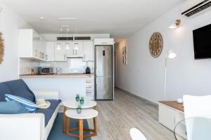 Seafront Beach house Rocas del Mar