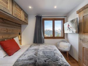 Appartement de charme avec cheminée et balcon ensoleillé à Courchevel - FR-1-564-84