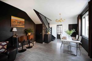 Appartements Jolie Maison sur Orleans, Parking & Climatisation : Appartement 2 Chambres