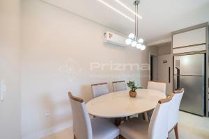 303 Bl 03 - WaldGarten Bombinhas - 50 m do Mar - Condomínio de Alto Padrão - Piscina - Academia - Salão de jogos