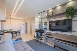 302 Bl 01 - WaldGarten Bombinhas - 50 m do Mar e Frente Avenida - Condomínio de Alto Padrão - Piscina - Academia - Salão de jogos