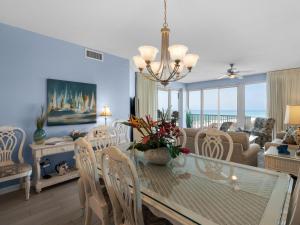 Crescent 0304 by Newman-Dailey