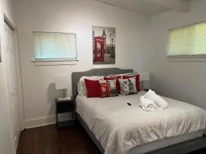 Recently renovated Haven in Brookhaven. - Chamblee