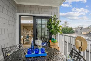 557 Route 28, Unit 202, Harwich Port Cape Cod - -Dolce Vita