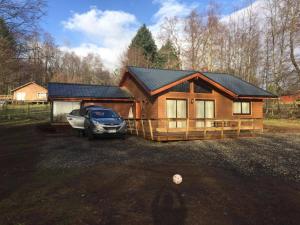 Preciosa Casa en Parcela con chimenea 3d 2b