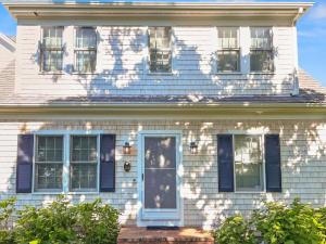 24 Sea Mist Lane Chatham Cape Cod - - The Sea Mist