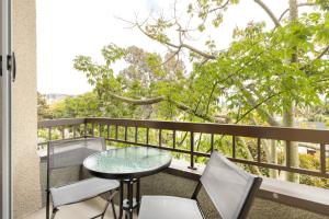 Beverly Hills 1BR Pool nr Rodeo Drive LAX-366