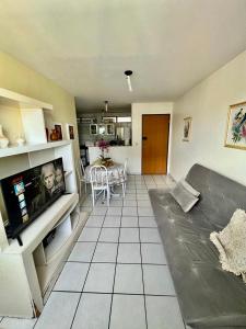 Apto JATIUCA UMA QUADRA DA PRAIA