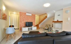 Family friendly house with a swimming pool Mofardini, Central Istria - Sredisnja Istra - 20586