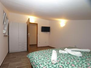 Family friendly house with a swimming pool Peroj, Fazana - 20754