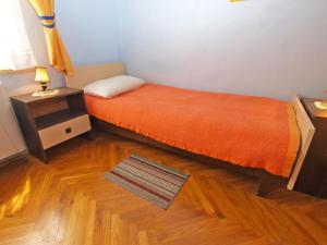 Apartments with parking space Valbandon, Fazana - 20770