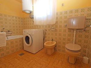 Apartments with parking space Valbandon, Fazana - 20770