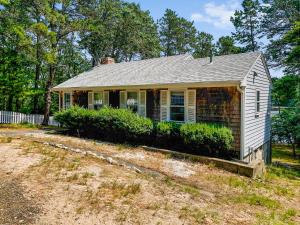 379 Oak Street Harwich Cape Cod - - Harwich Hideaway