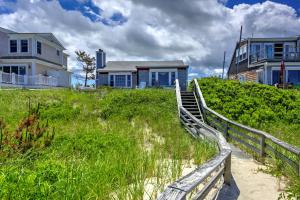 87 North Shore Boulevard East Sandwich - Cape Cod