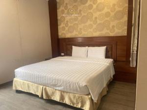 Ngoc Lan 1 Hotel HN - by BAY LUXURY