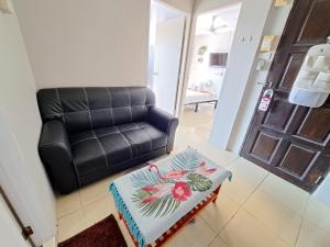 Lily Holiday hotel 百合假日酒店