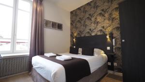 Hotels Hotel Le Biarritz - Vichy : photos des chambres
