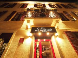 Hotels Hotel Le Biarritz - Vichy : photos des chambres