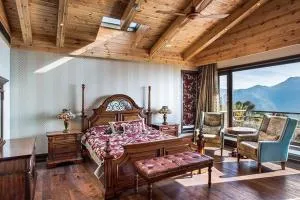 A Majestic Luxurious Villa Overlooking The Ganges - Kandogal