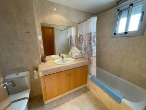 Superior Four-Bedroom House room in Birds&Nature
